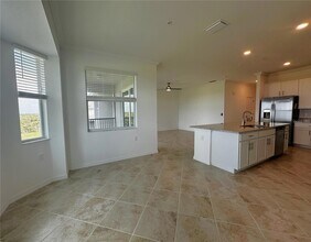 14051 Heritage Landing Blvd, Unit 542 in Punta Gorda, FL - Foto de edificio - Building Photo