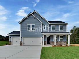 4 Pointe Dr in Dallas, GA - Building Photo