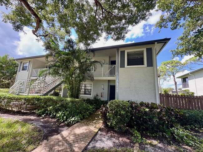 9 Southport Ln in Boynton Beach, FL - Foto de edificio - Building Photo