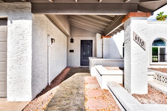 6110 N 13th St in Phoenix, AZ - Foto de edificio - Building Photo