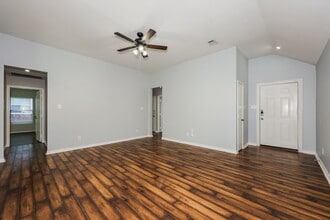 1216 Sandpiper Dr in Aubrey, TX - Building Photo - Building Photo