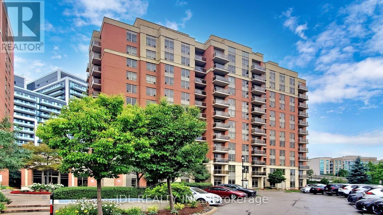 75-975 King William Crescent in Richmond Hill, ON - Building Photo