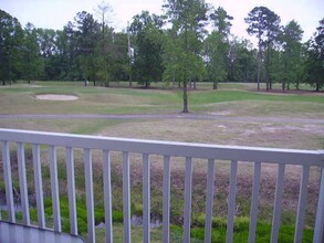 484 River Oaks Dr in Myrtle Beach, SC - Foto de edificio - Building Photo