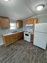 1004 S Jackson St in Athens, TN - Building Photo - Building Photo