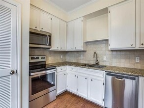 4520 Glenwick Ln in Dallas, TX - Building Photo - Building Photo