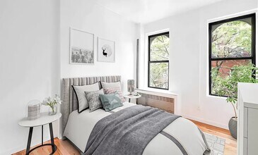 117 Perry St, Unit 26 in New York, NY - Building Photo - Building Photo