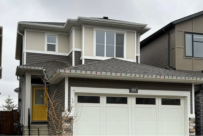 property at 4024 Hawthorn Link SW