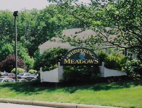 Whispering Meadows in Manchester, NH - Foto de edificio - Other