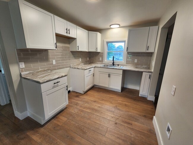 property at 804 Palatka Rd