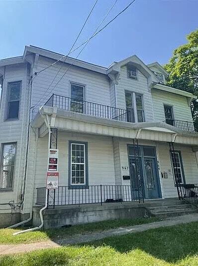 971 Purcell Ave in Cincinnati, OH - Building Photo