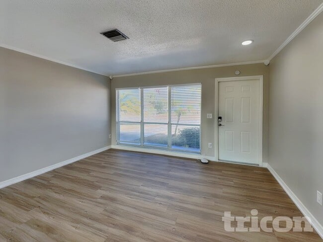 6387 Otis Rd in North Port, FL - Building Photo - Building Photo