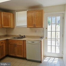 1816 Montrose St in Philadelphia, PA - Building Photo - Building Photo