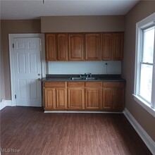 4105 E 139th St in Cleveland, OH - Building Photo - Building Photo
