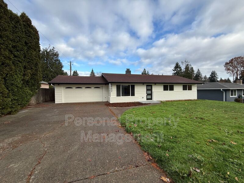 12202 NE 2nd St in Vancouver, WA - Building Photo