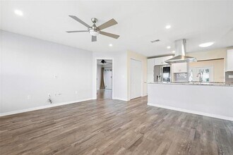 1804 Oak View Dr in Sarasota, FL - Building Photo - Building Photo