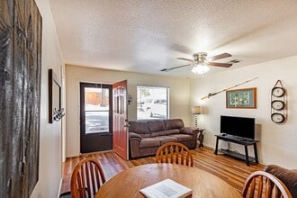62 Curlew Pl in Cloudcroft, NM - Building Photo - Building Photo