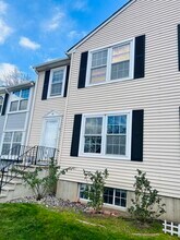 3 Telegraph Ln in Sayreville, NJ - Building Photo - Building Photo