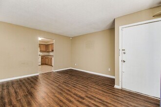 10150 Guidy Ln in Pensacola, FL - Building Photo - Building Photo