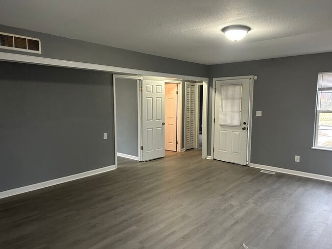 1306 Elmwood Ave in Toledo, OH - Building Photo - Building Photo