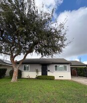 1843 Santa Fe Ave in Torrance, CA - Building Photo