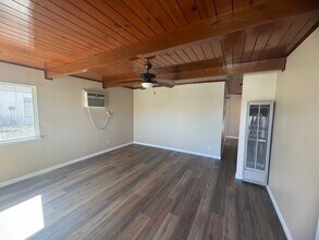2308 Kinsington St in West Sacramento, CA - Building Photo - Building Photo