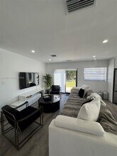 12534 SW 27th St in Miami, FL - Building Photo - Building Photo