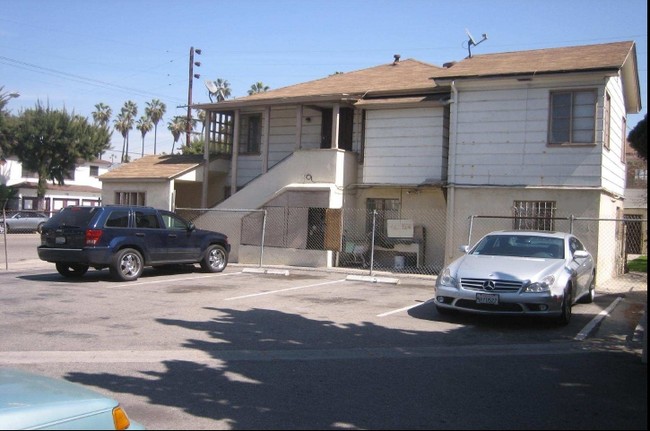 3118 W 48th St in Los Angeles, CA - Building Photo - Building Photo