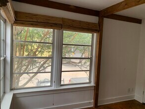 6310 Greenbriar Dr, Unit 6310 in Houston, TX - Foto de edificio - Building Photo