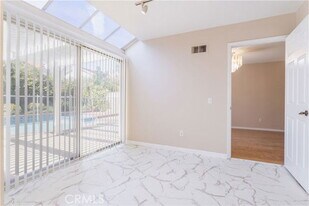 12067 Turtle Springs Ct in Los Angeles, CA - Building Photo