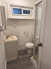 14755 Armstrong Woods Rd in Guerneville, CA - Building Photo - Building Photo