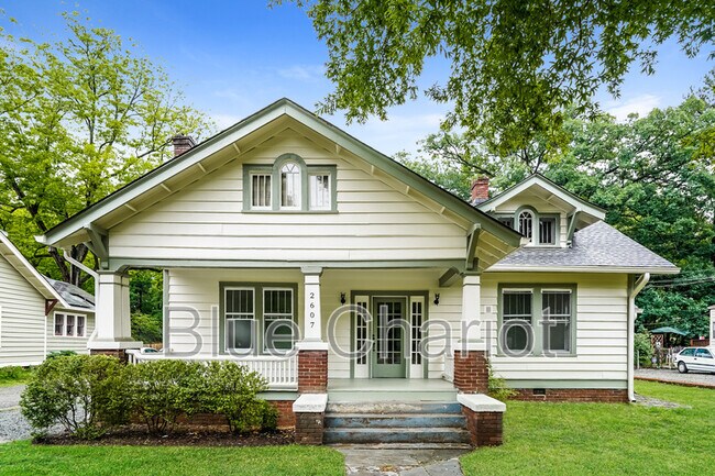 2607 Chapel Hill Rd in Durham, NC - Building Photo - Building Photo