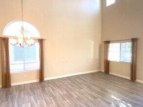 1016 Bonitos Suenos St in Las Vegas, NV - Building Photo - Building Photo