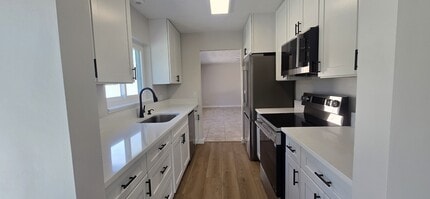 802 W 17th St in Lynn Haven, FL - Building Photo - Building Photo