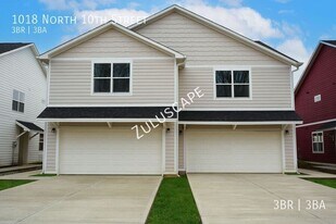 1018 N 10th St in Elwood, IN - Building Photo