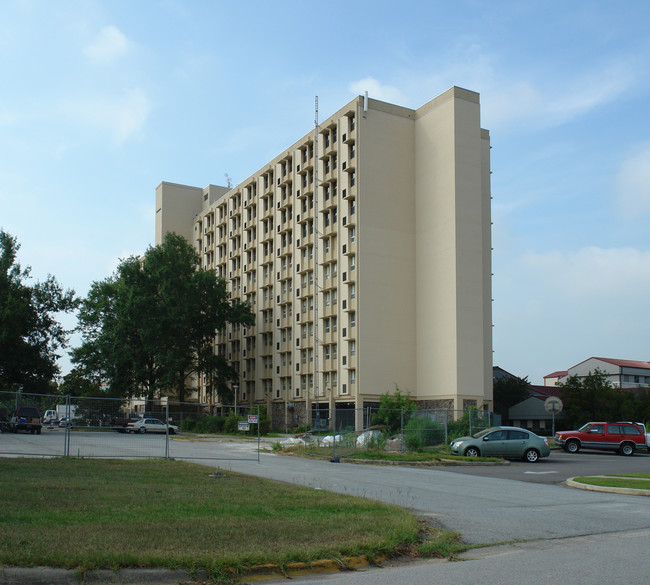 Peabody Apartments in Augusta, GA - Building Photo - Building Photo