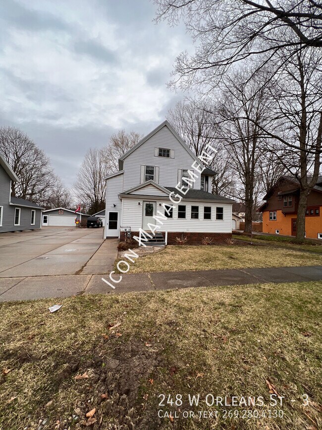 248 W Orleans St in Otsego, MI - Building Photo - Building Photo