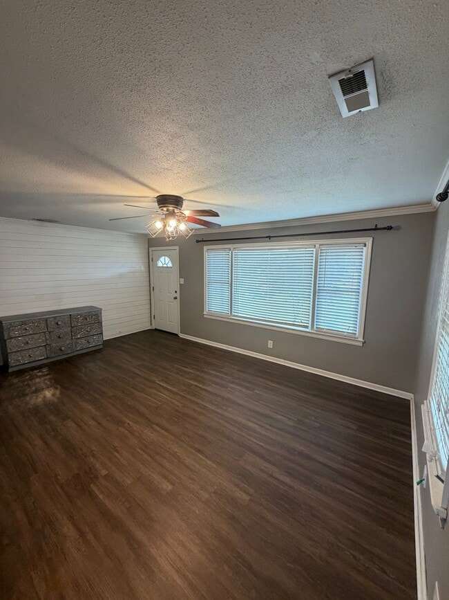 139 N Leland Dr in Florence, AL - Building Photo - Building Photo