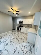 307 Washington St in Royersford, PA - Foto de edificio - Building Photo