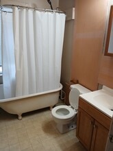 321 Myrtle St in Rome, NY - Building Photo - Building Photo