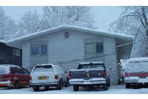 735 N Price St in Anchorage, AK - Building Photo