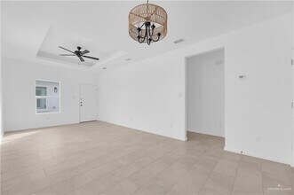 14 E Mayfair St in Edinburg, TX - Building Photo - Building Photo