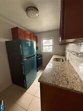 171-183-183 Fort Lee Rd in Teaneck, NJ - Building Photo - Building Photo