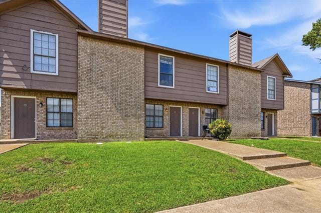 property at 2710 Wimbledon Ct