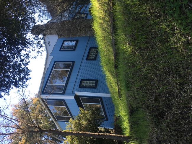 property at 1872 Seminole Dr