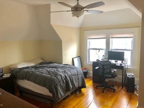 29 Montcalm Ave, Unit 2 in Boston, MA - Foto de edificio - Building Photo