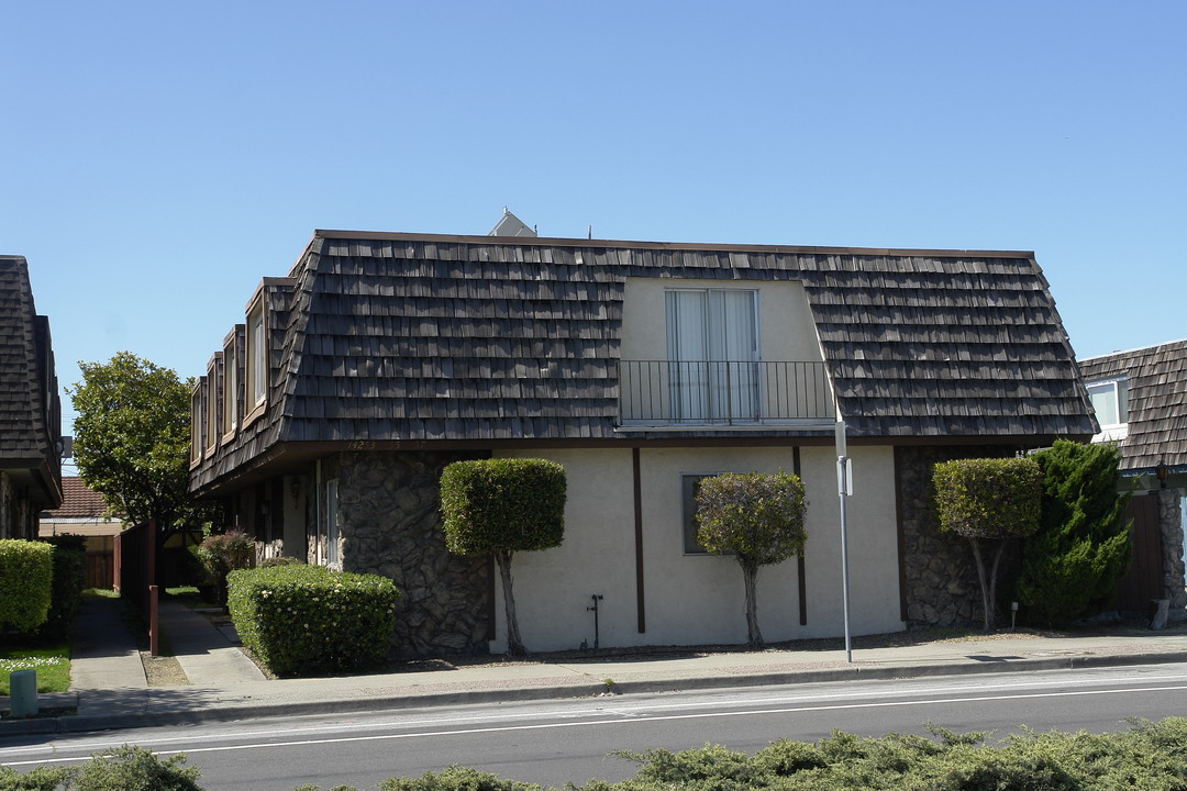 14259 Doolittle Dr in San Leandro, CA - Building Photo