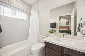 6312 Brighton Oaks Ln in Houston, TX - Building Photo - Building Photo