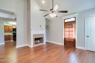 200 King Arthurs Way in Youngsville, LA - Building Photo - Building Photo