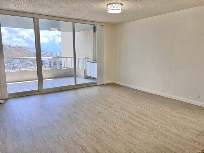 1212 Nuuanu Ave, Unit 3810 in Honolulu, HI - Building Photo - Building Photo