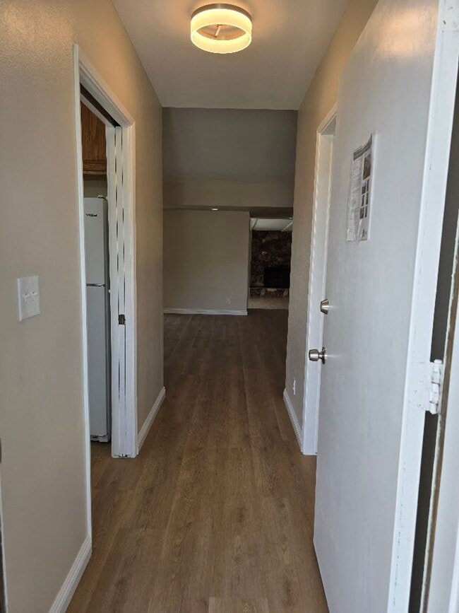 2231 Radnor Ave in Long Beach, CA - Building Photo - Building Photo